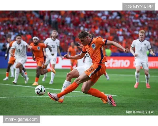 马伦闪耀赛场,创造力与突破能力助球队进攻 马伦闪耀赛场,创造力与突破能力助球队进攻