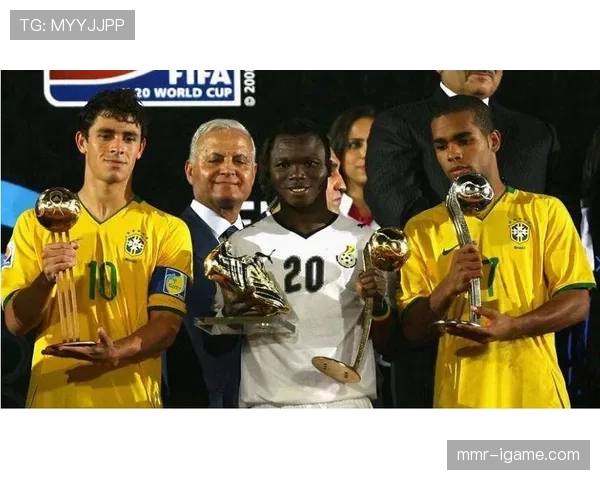 足球替补席新星蓄势待发,职业生涯重大突破在即 足球替补席新星蓄势待发,职业生涯重大突破在即