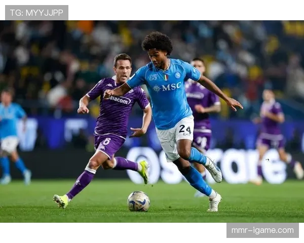 足球巨星状态火热持续爆发，球队夺冠希望大增