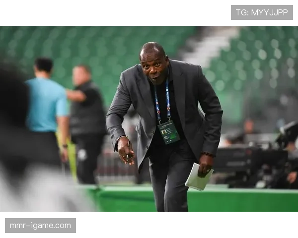 达尼洛本赛季出球稳健，传球成功率持续提升