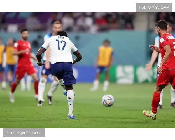 萨卡为何被视为英格兰未来核心:成长逻辑与战术角色解析