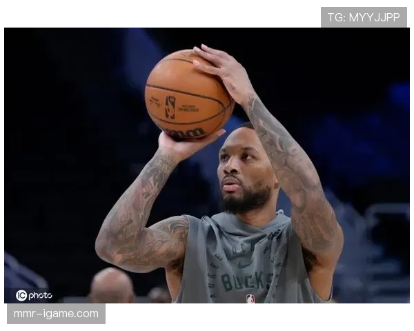 利拉德休赛期还在凌晨四点练投篮，这人是真不睡觉？